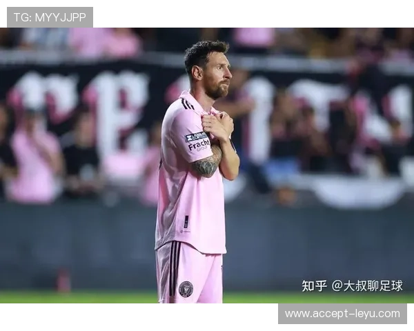 梅西加盟迈阿密国际后首次亮相 领衔新赛季美职联战斗 梅西加盟迈阿密国际后首次亮相 领衔新赛季美职联战斗